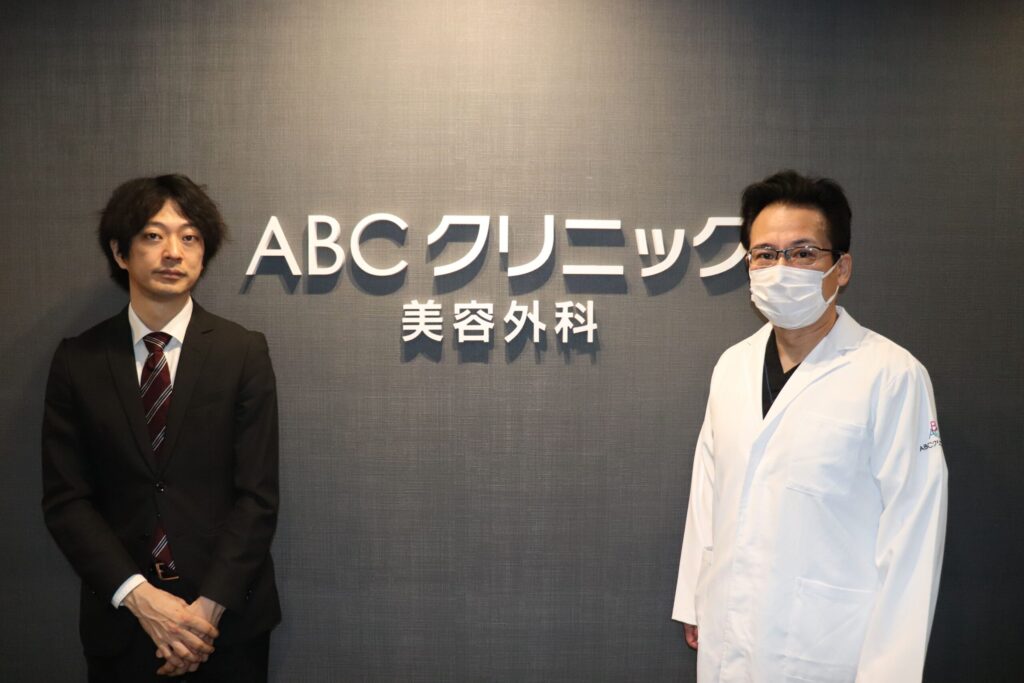 ABCクリニック神戸院院長の岩端医師との写真1