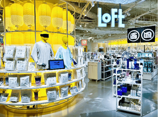 梅田LOFTのBAKUNE販売スペース